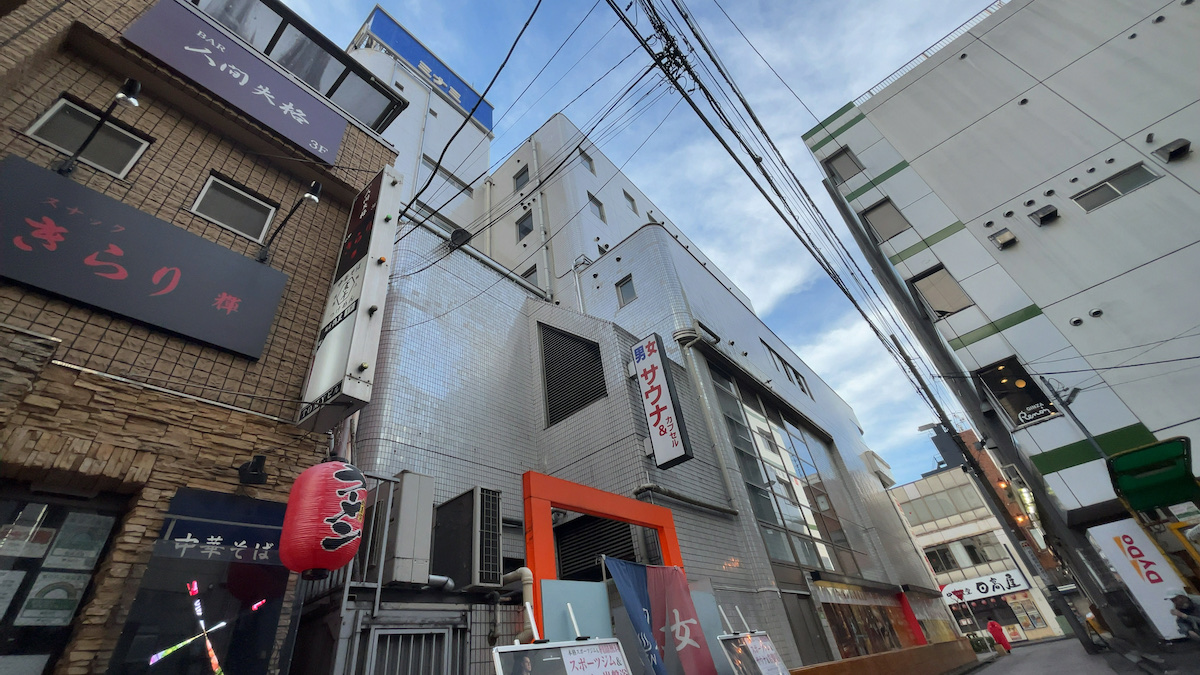 カプセルイン ミナミ 立川店の外観