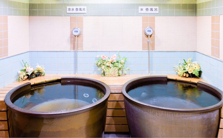 冷水壺風呂の雰囲気｜サウナ&スパ カプセルホテル 大東洋